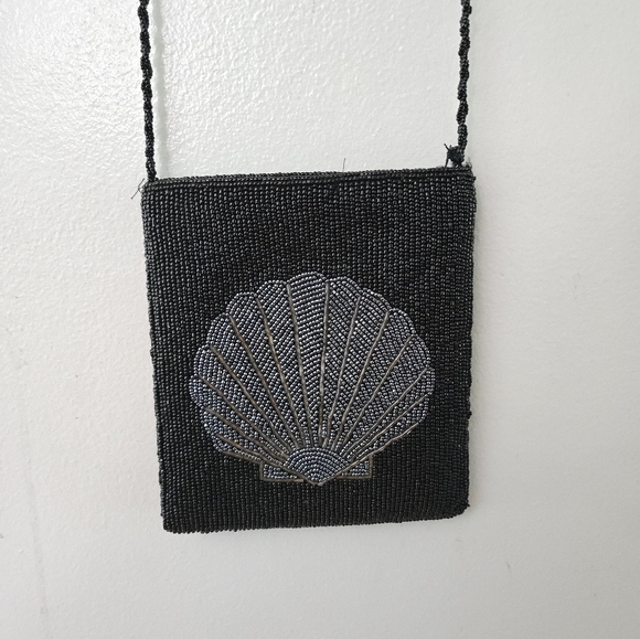 ERMO Beaded Seashell Purse Black And Blue *read - Picture 1 of 11